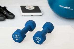 odkryj wpływ oxytropiny na wydolność fizyczną i regenerację sportowców – efekty, korzyści oraz zastosowania w treningu i rehabilitacji.